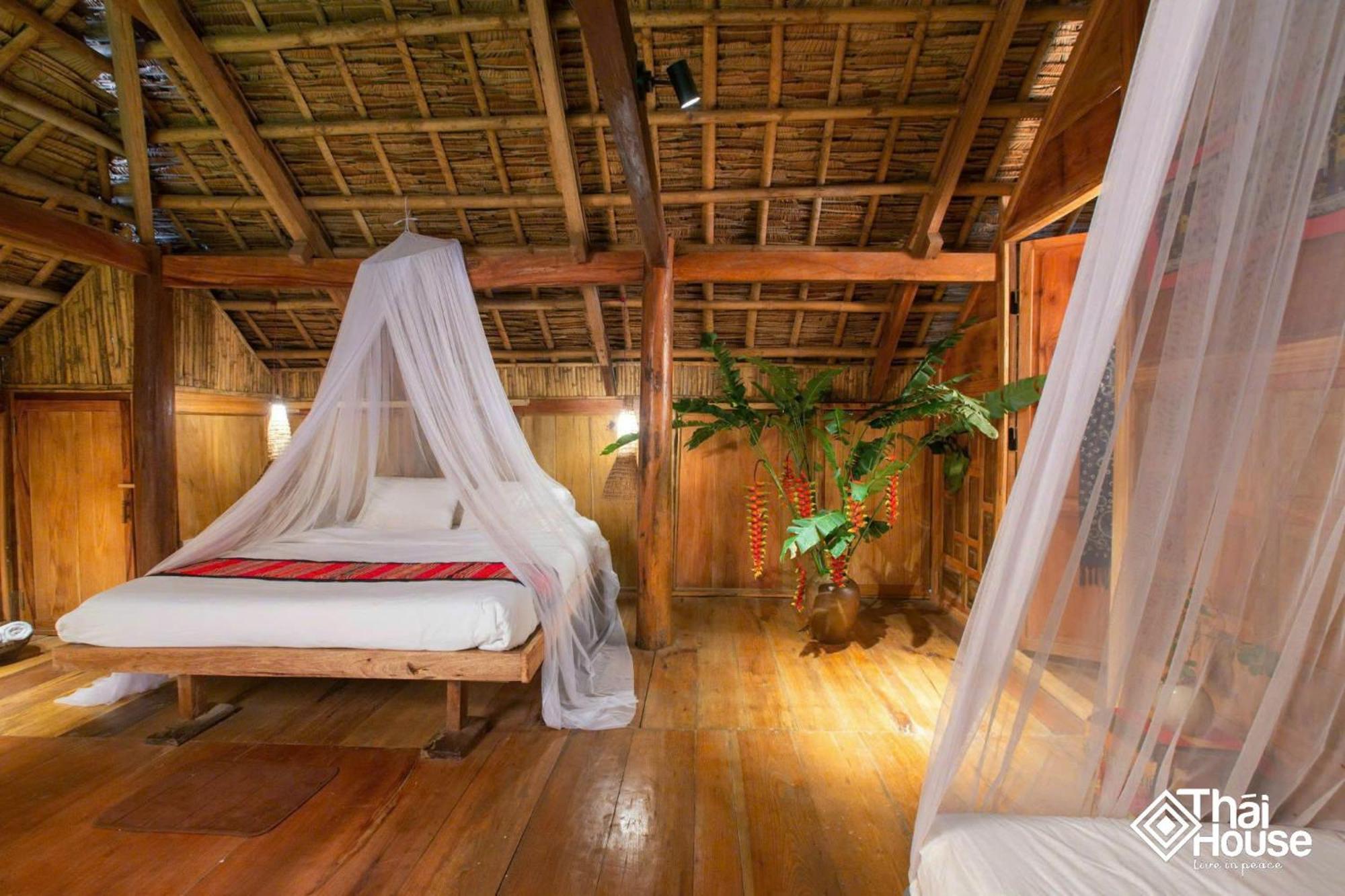 Thai House Pu Luong - Century Old Stilt House With Terrace Views Huong Ba Thuoc Ngoại thất bức ảnh